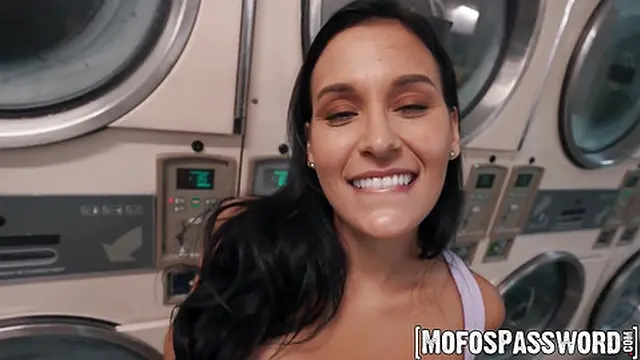 Jade Greene tempts hot stud with steamy laundromat encounter