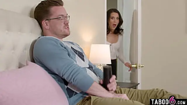 Latin housewife unexpectedly came over and busts guy with a huge cock