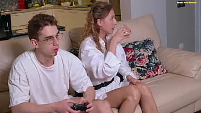 Silently Fucking My milf’s Horny🥵 Girlfriend - Keep It Quiet 😝!